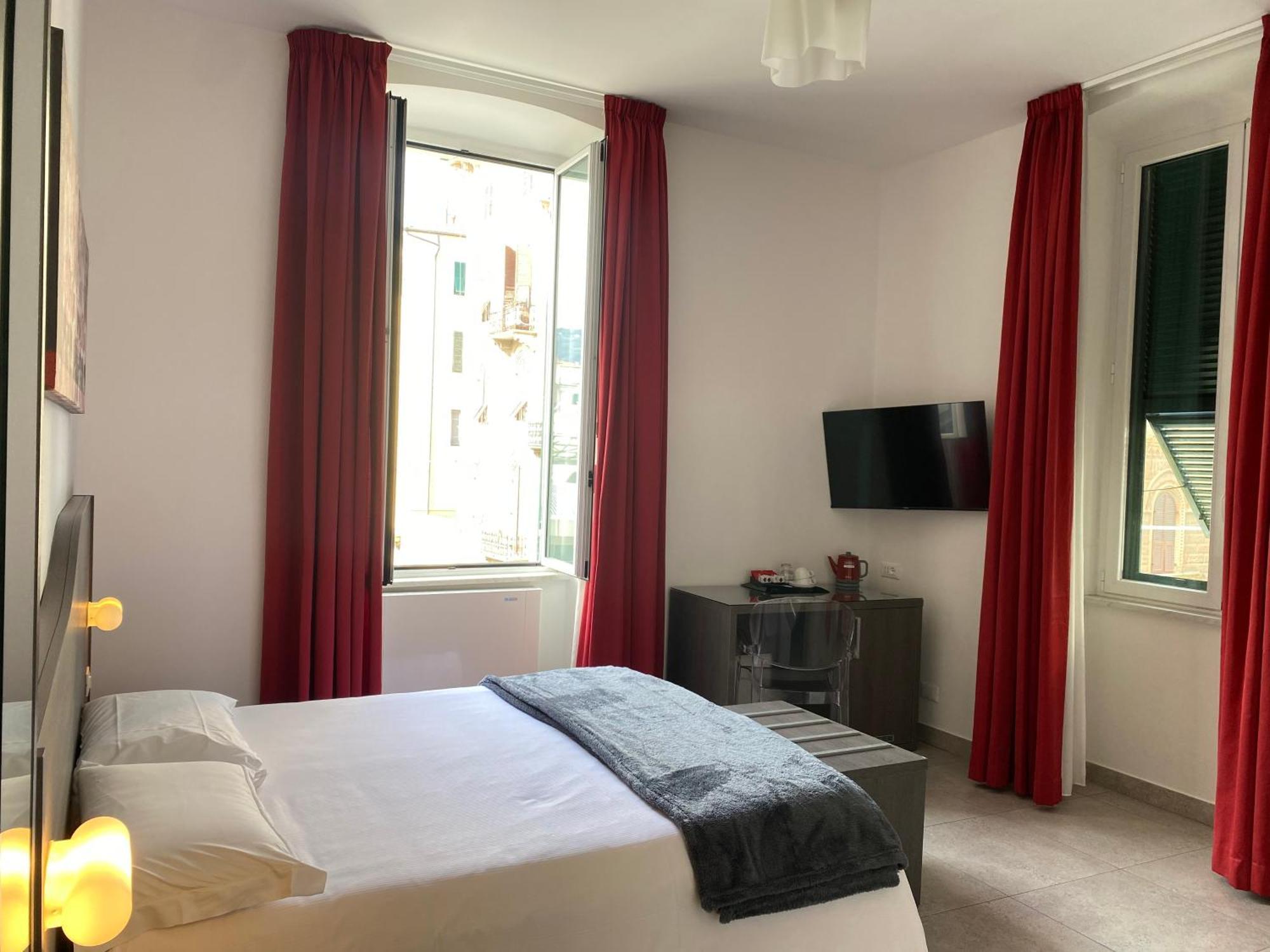 לה ספציה 54 Rosselli Rooms מראה חיצוני תמונה