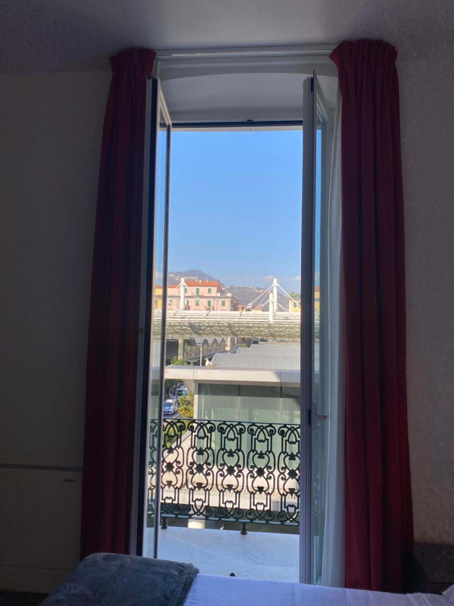 לה ספציה 54 Rosselli Rooms מראה חיצוני תמונה