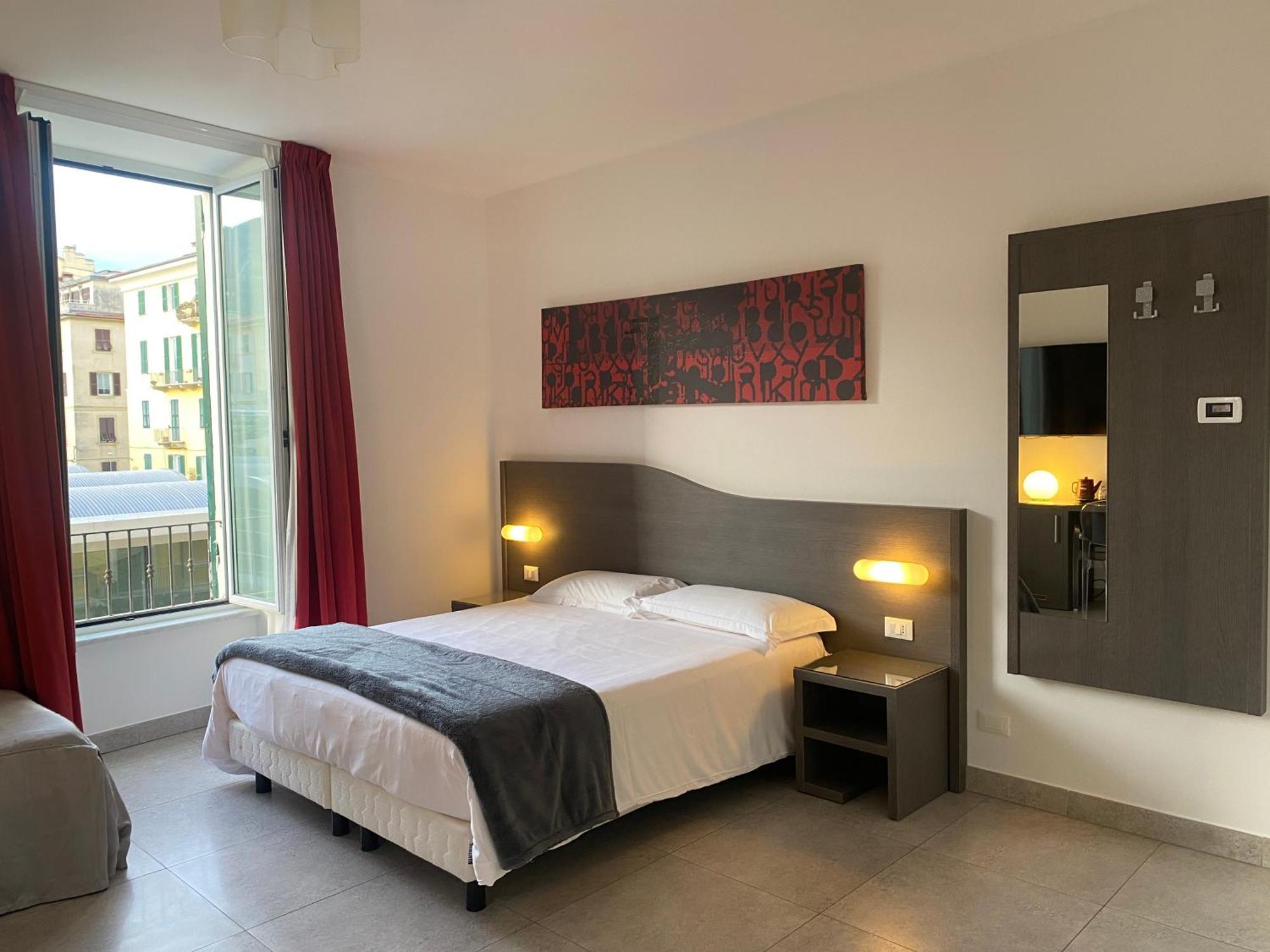 לה ספציה 54 Rosselli Rooms מראה חיצוני תמונה