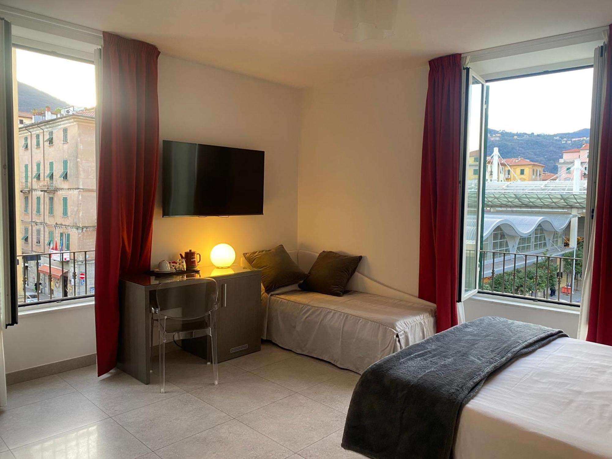 לה ספציה 54 Rosselli Rooms מראה חיצוני תמונה