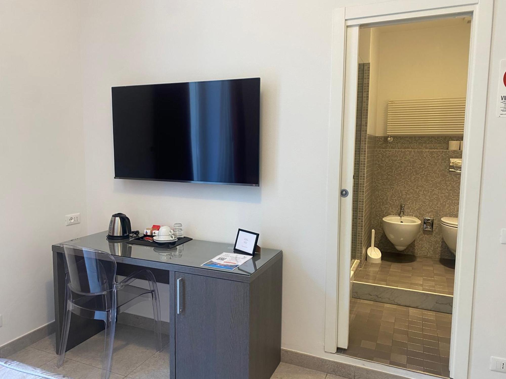 לה ספציה 54 Rosselli Rooms מראה חיצוני תמונה
