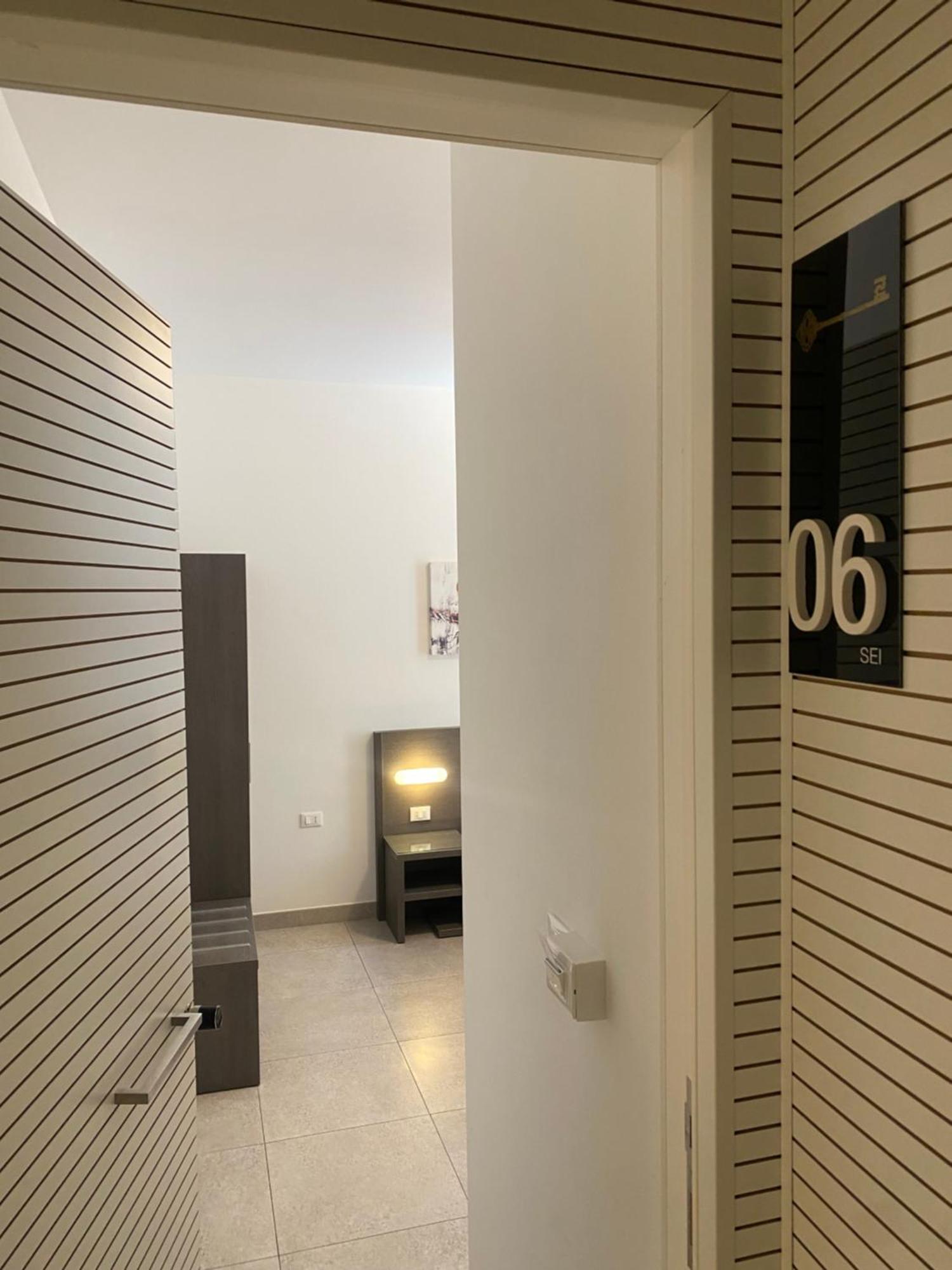 לה ספציה 54 Rosselli Rooms מראה חיצוני תמונה